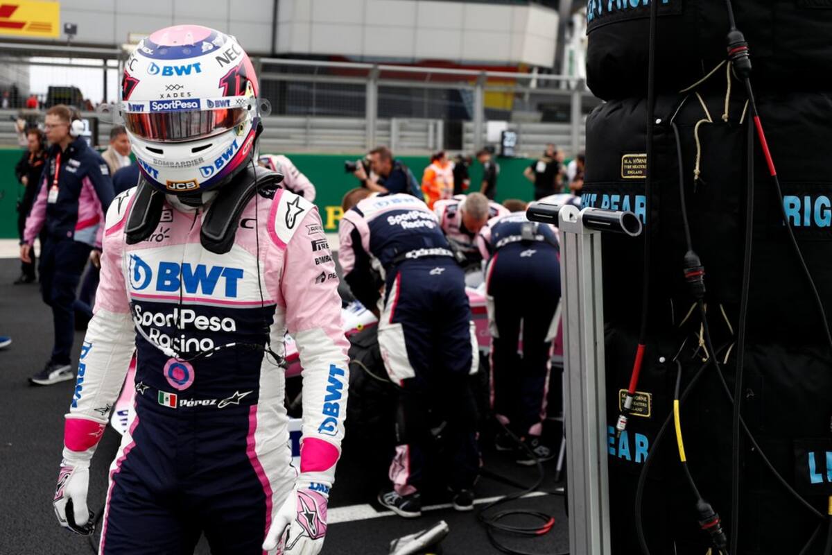'Checo' Pérez termina en último lugar en el GP de Gran Bretaña