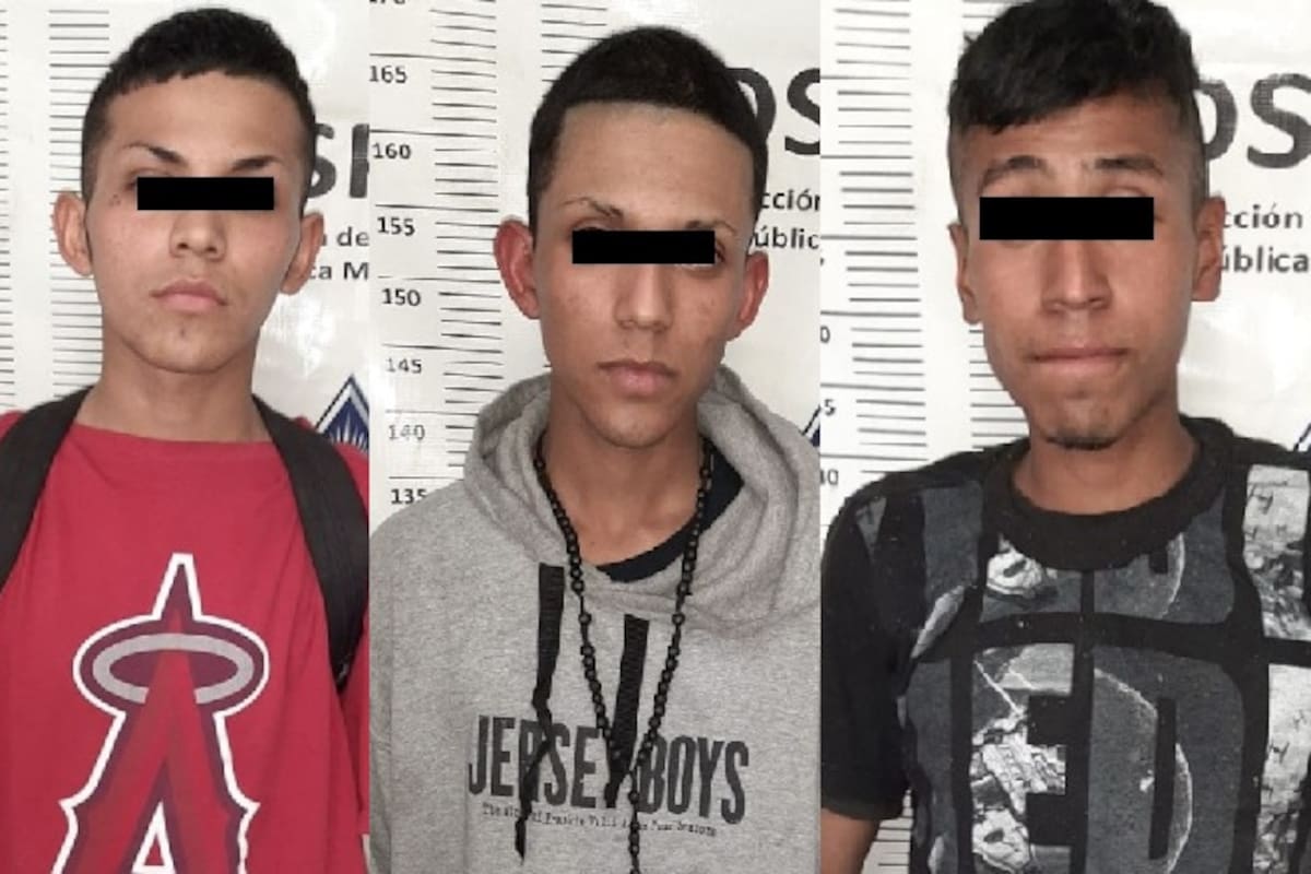 Jóvenes son detenidos al interior de un Cecyte