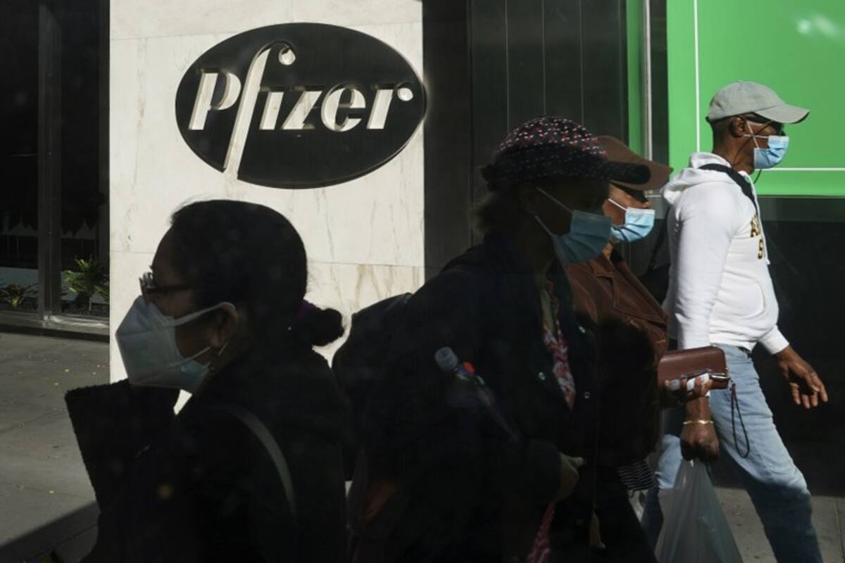 Aprueba EU vacuna de Pfizer contra Covid-19, señala NYT