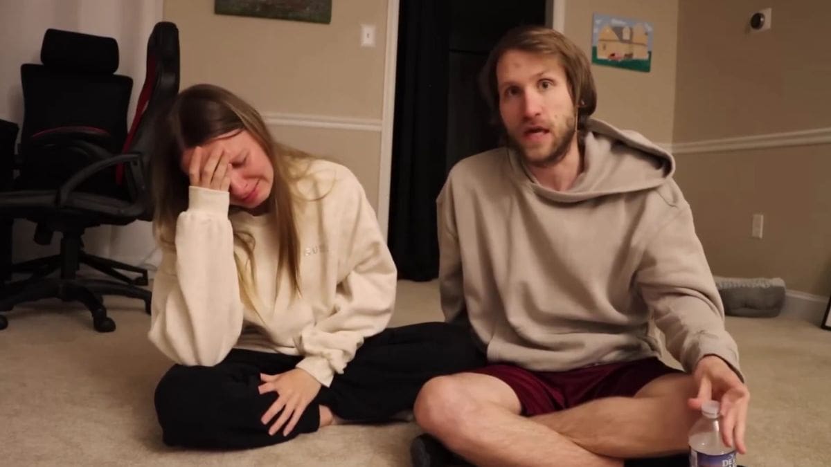 Pareja de influencers interrumpe un embarazo tras diagnóstico de Síndrome de Down y desata una fuerte polémica