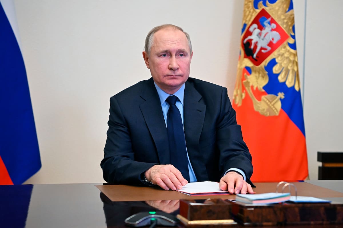 El Kremlin planea cortar el paso de petróleo de Kazajistán hacia Alemania a través de territorio ruso, una medida que pone presión sobre la seguridad energética de Berlín y obliga a reformular el abastecimiento de la refinería PCK