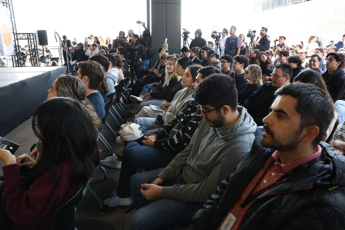 Necesario que jóvenes reciban materias sobre política: Especialista