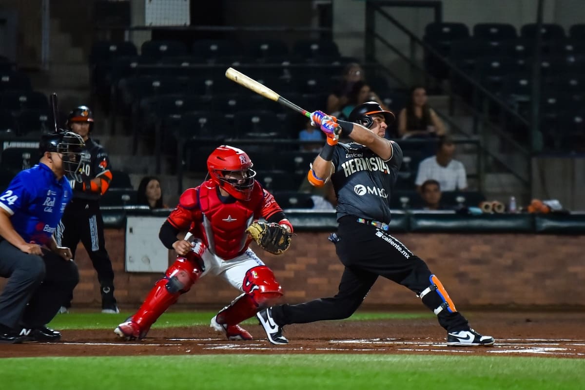 Naranjeros pierden ventaja y caen ante Mayos
