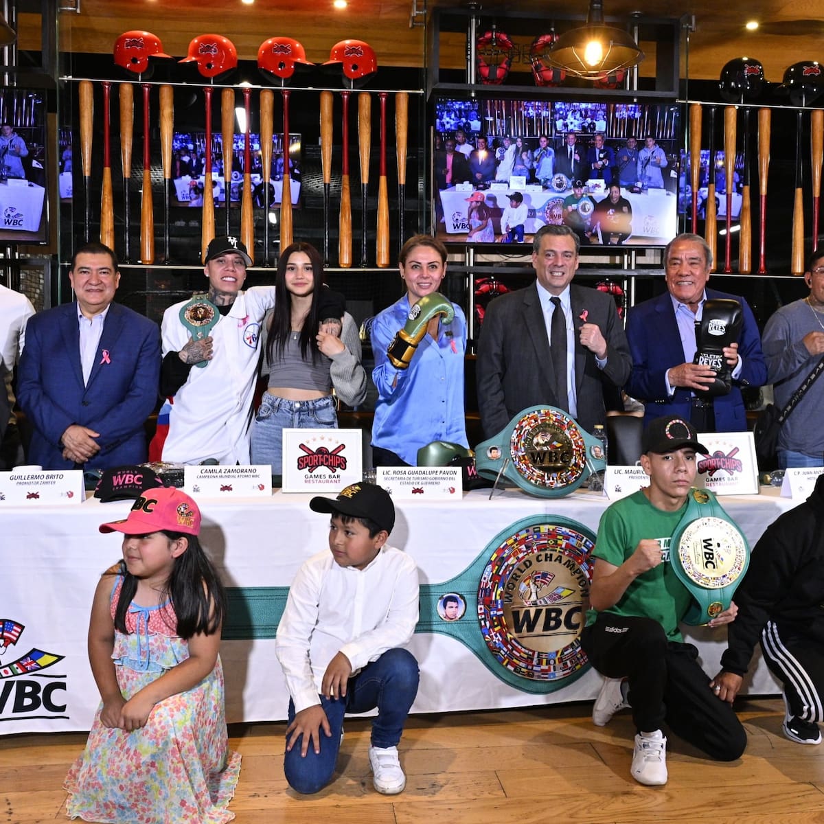 Rueda de prensa de Camila Zamorano. (Foto: IG @zanferboxing)