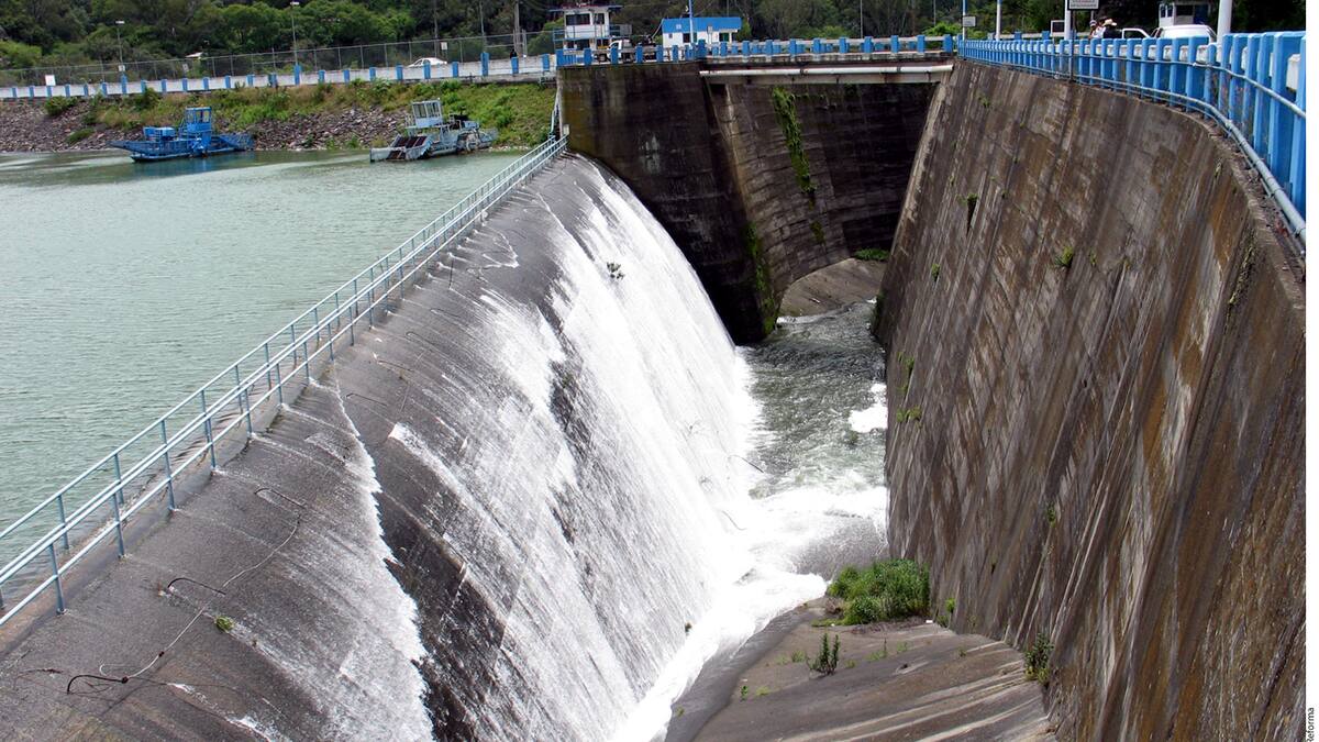 Plan nacional hídrico: Claves para el éxito incluyen fortalecer operadores municipales y abordar fugas de agua