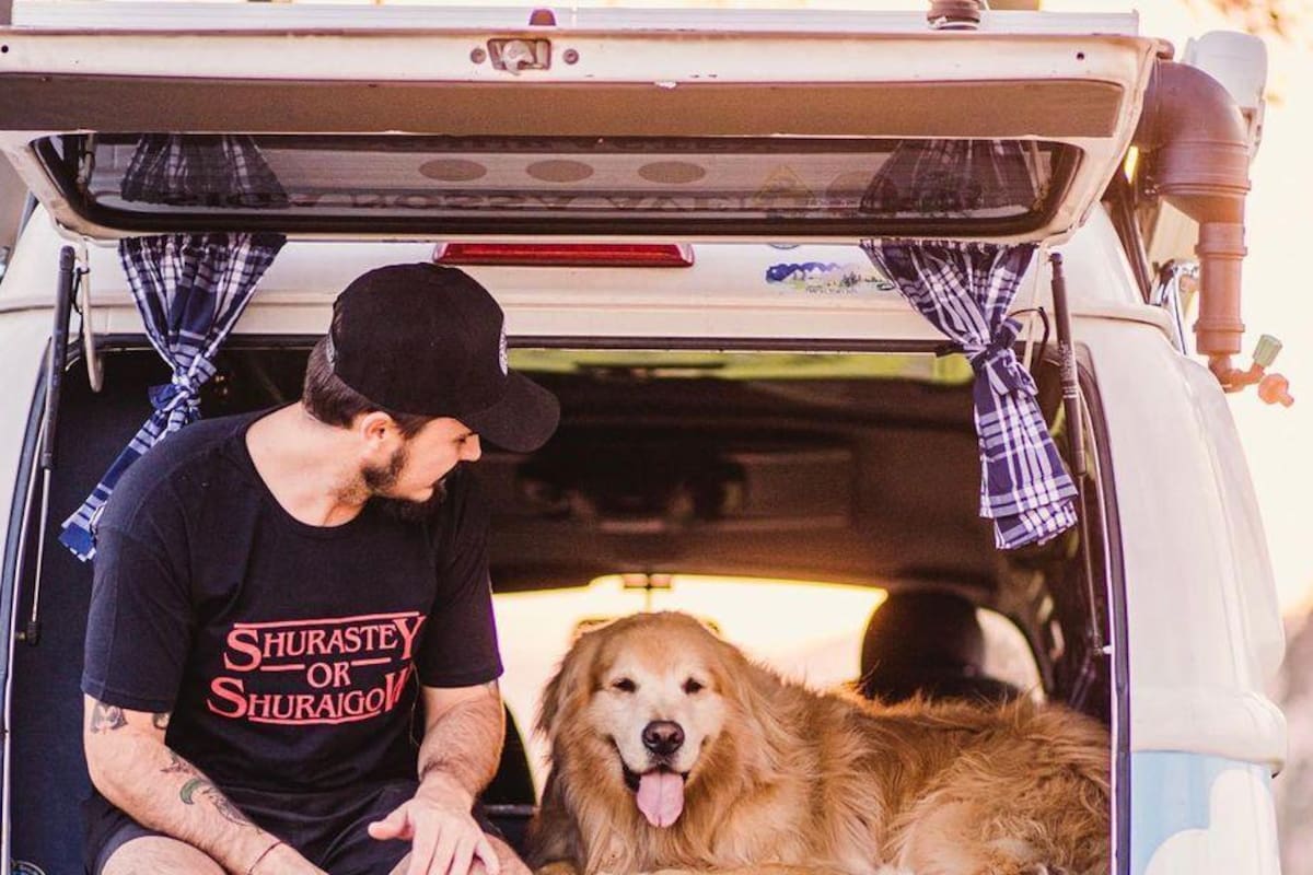 Muere influencer brasileño junto a su perrito