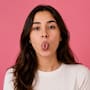 Especialistas en psicología vinculan la habilidad de doblar la lengua en taquito con personas más creativas, analíticas y con facilidad para resolver problemas complejos