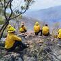 Bomberos de Cajeme apoyan en combate a incendio forestal en la sierra