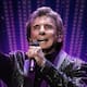 Barry Manilow, creador del clásico “Copacabana”, es diagnosticado con cáncer de pulmón