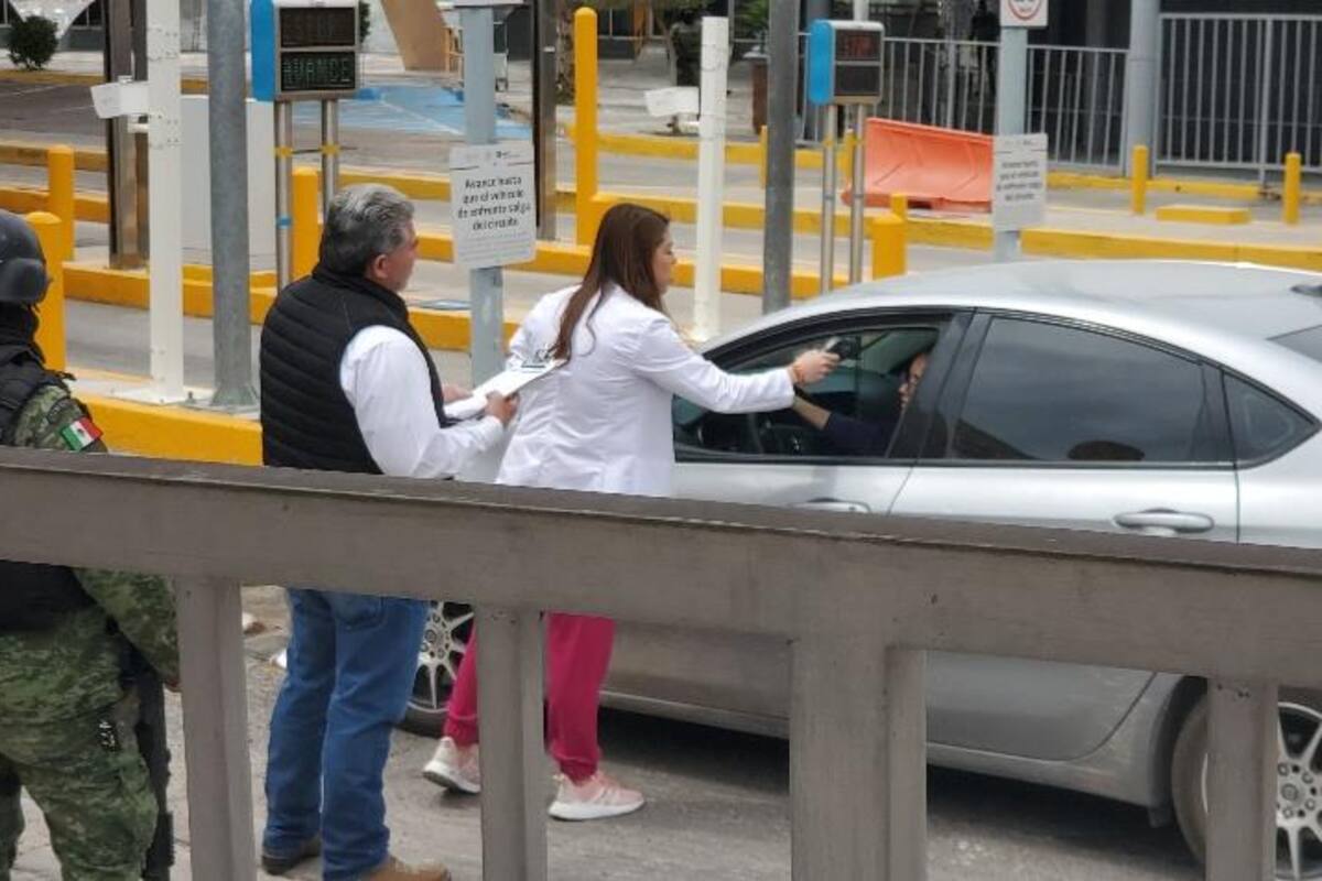 Ponen filtros sanitarios en garitas de cruce de EU a Sonora