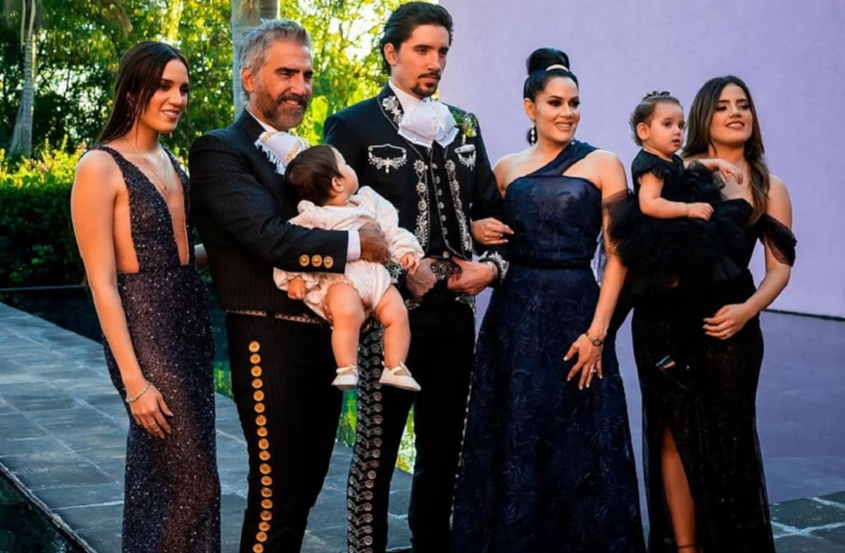 América Guinar se dijo sorprendida porque Alejandro Fernández no le mandó sus parabienes en su reciente aniversario de vida.