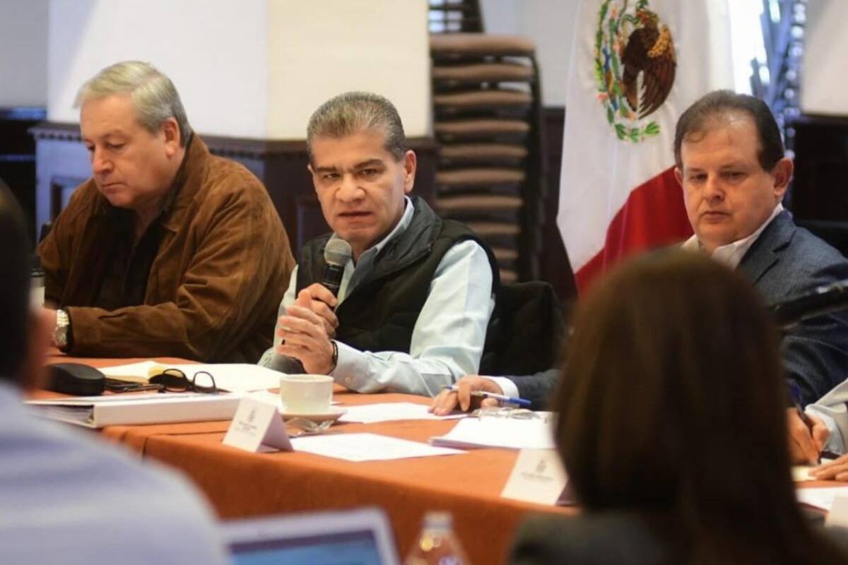 "Firme, no me rajo": Gobernador de Coahuila ante petición de renuncia de López-Gatell