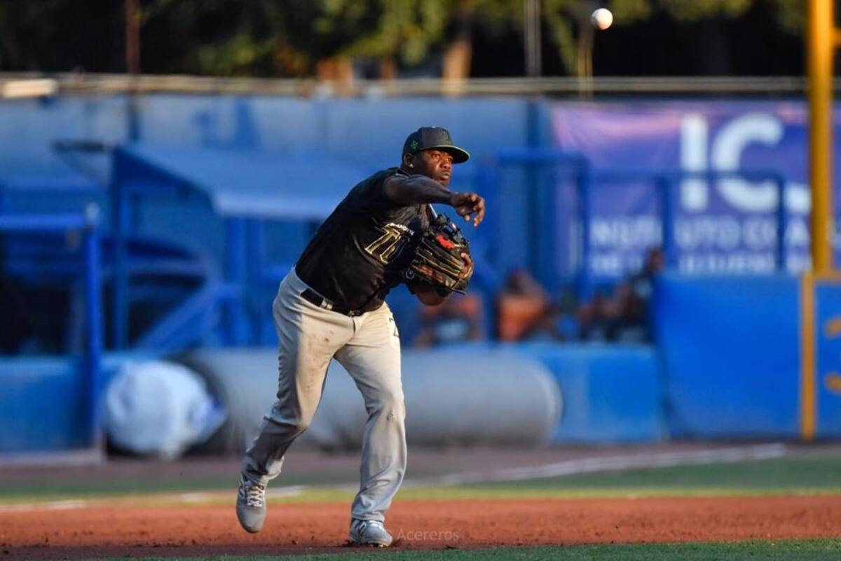 Anota Toros por docena y empata serie