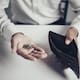 Los 5 síntomas que revelan que tu salud financiera está en riesgo y qué hacer antes de que tus deudas crezcan