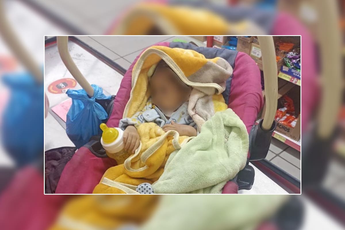 Hallan bebé de guatemaltecos en tienda de Pachuca dentro de canasta