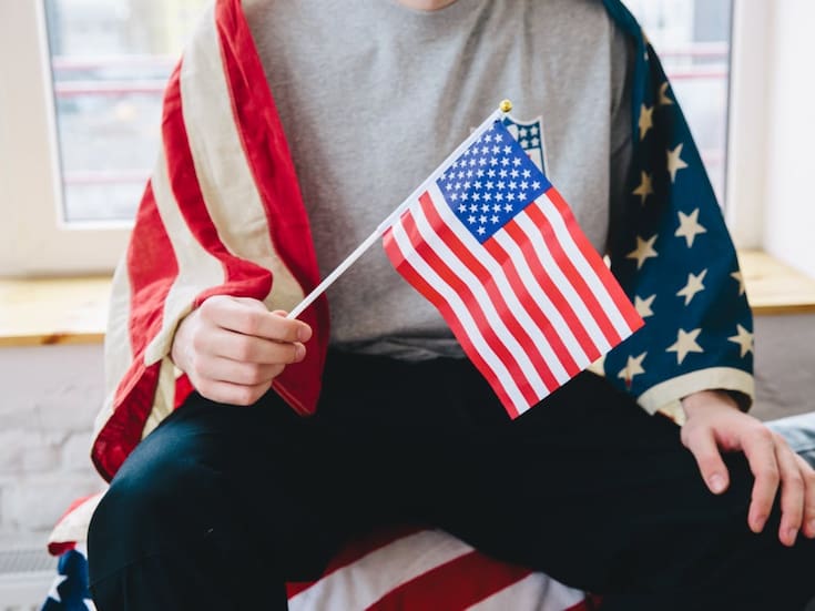 EEUU anula la ciudadanía de un residente de Florida tras comprobar un fraude de 3.8 millones de dólares en apoyos por la pandemia