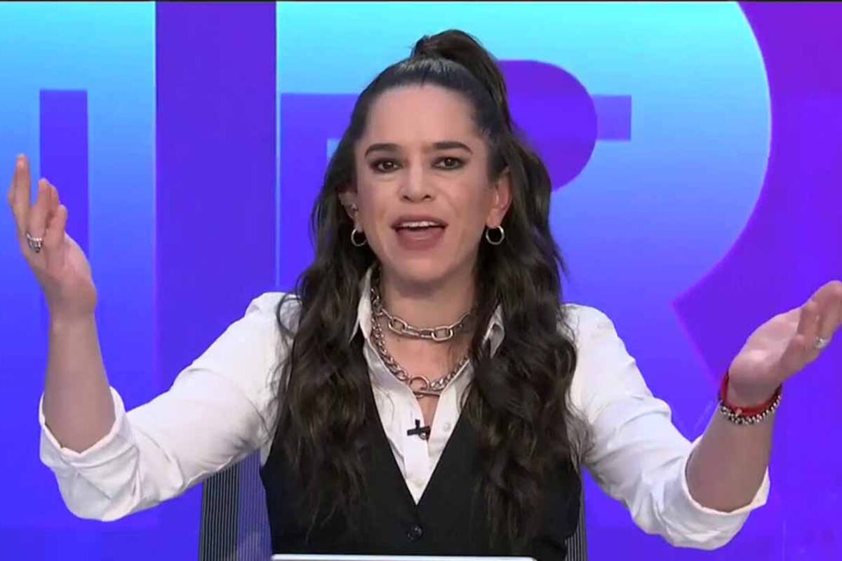 ¿Se pasó de copas? Yuriria Sierra aparece en estado inconveniente