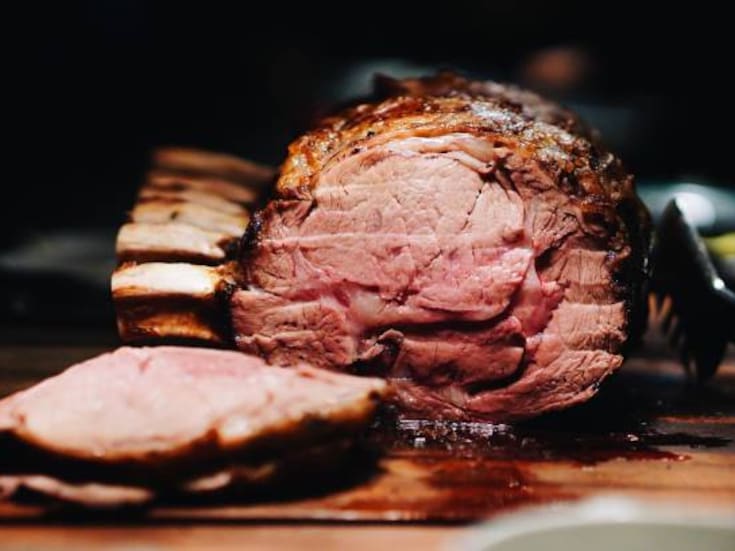 Ventas en carnicerías suben por fiestas, pero sin alcanzar nivel del año pasado