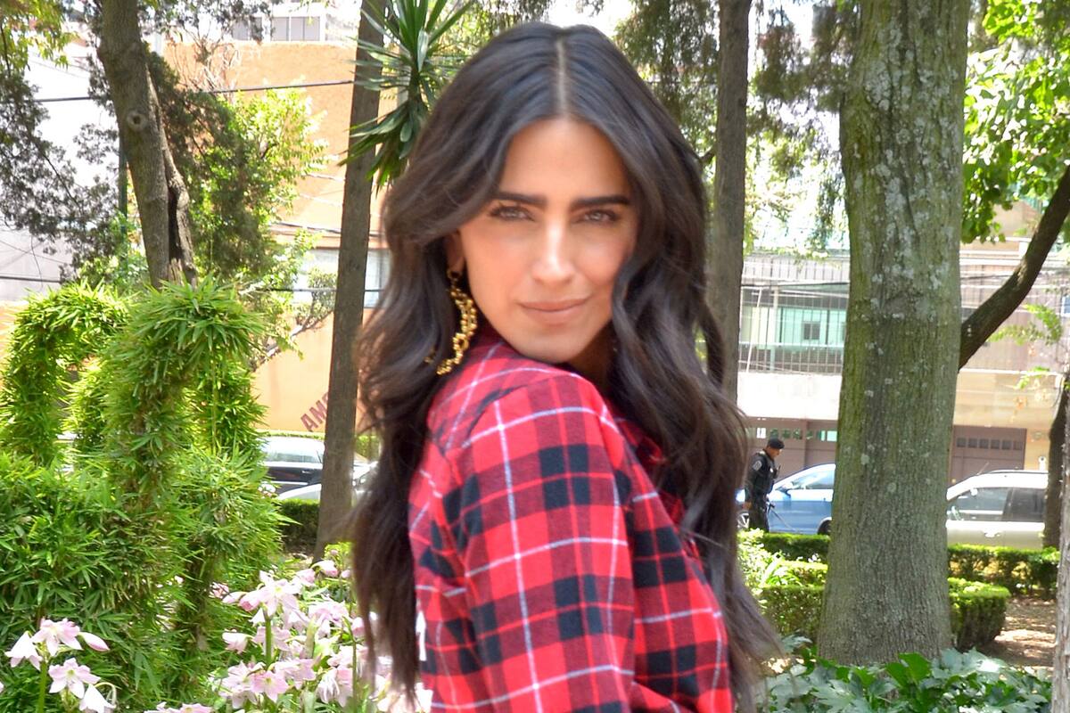 Envía Bárbara de Regil mensaje a sus detractores tras su regreso a Twitter