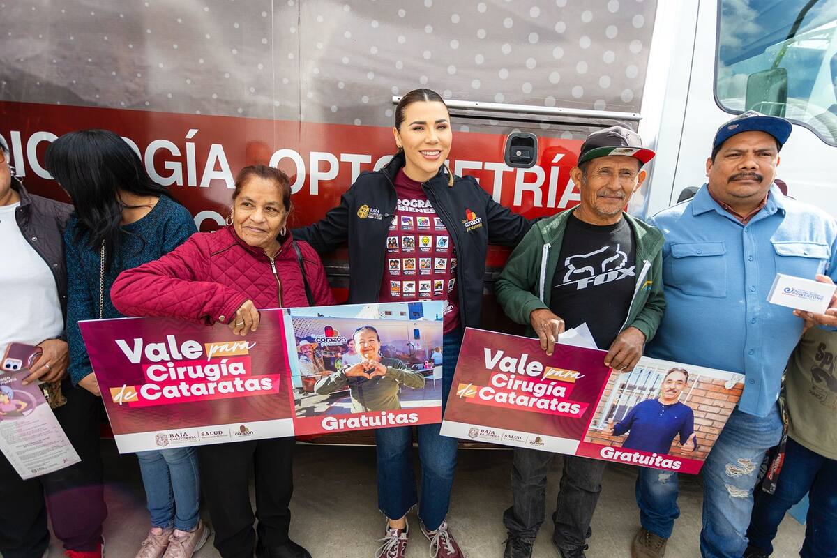 La mandataria supervisó el avance de obras de concreto hidráulico que realiza la Secretaría de Infraestructura, Desarrollo Urbano y Reordenación Territorial del estado en siete vialidades de la colonia Altiplano. | Foto: cortesía