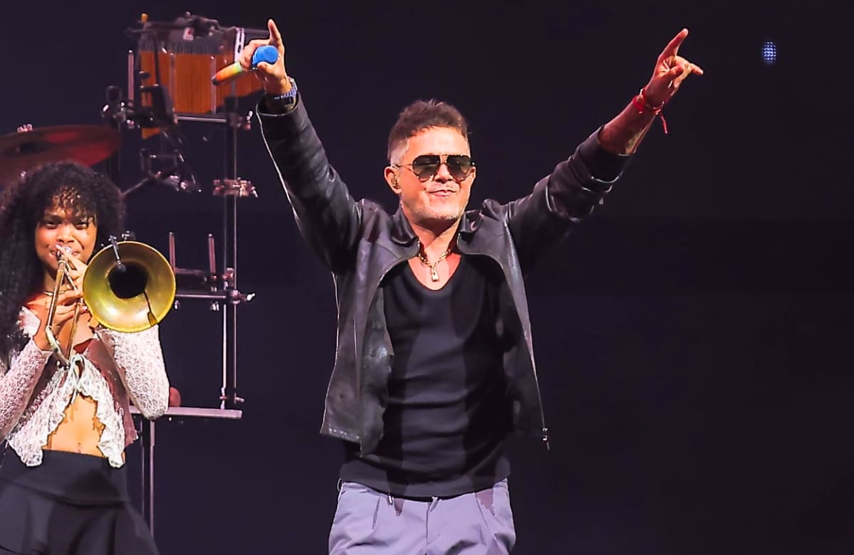 Alejandro Sanz llega a La Cura Fest y abre su presentación con "Desde cuando". | Fotos: Eleazar Escobar