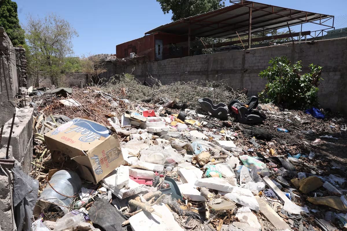 Buscan crear sanciones penales a quienes tengan lotes baldíos como basureros clandestinos