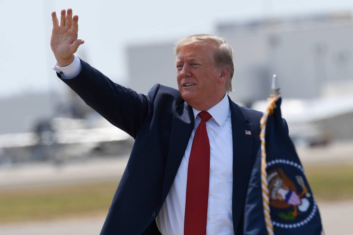 ¿Puede Trump quitar nacionalidad por nacimiento?