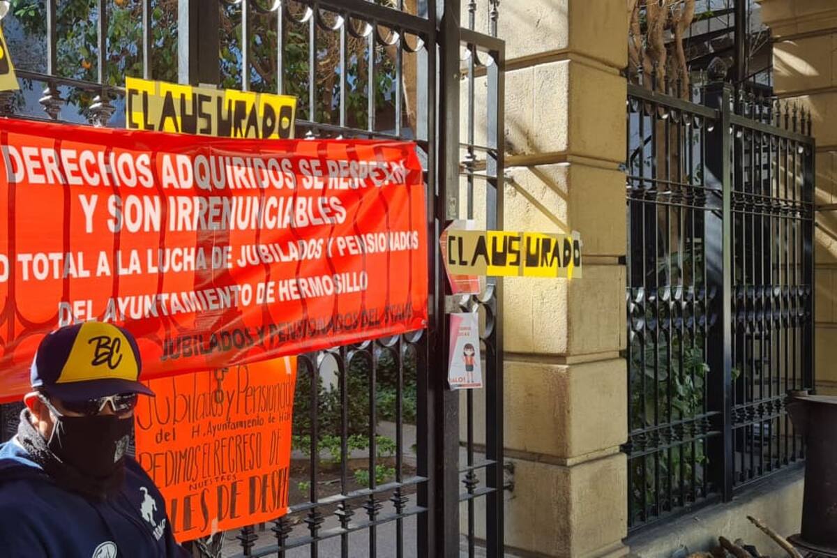 Jubilados y pensionados mantienen tomadas las instalaciones de Palacio Municipal de Hermosillo