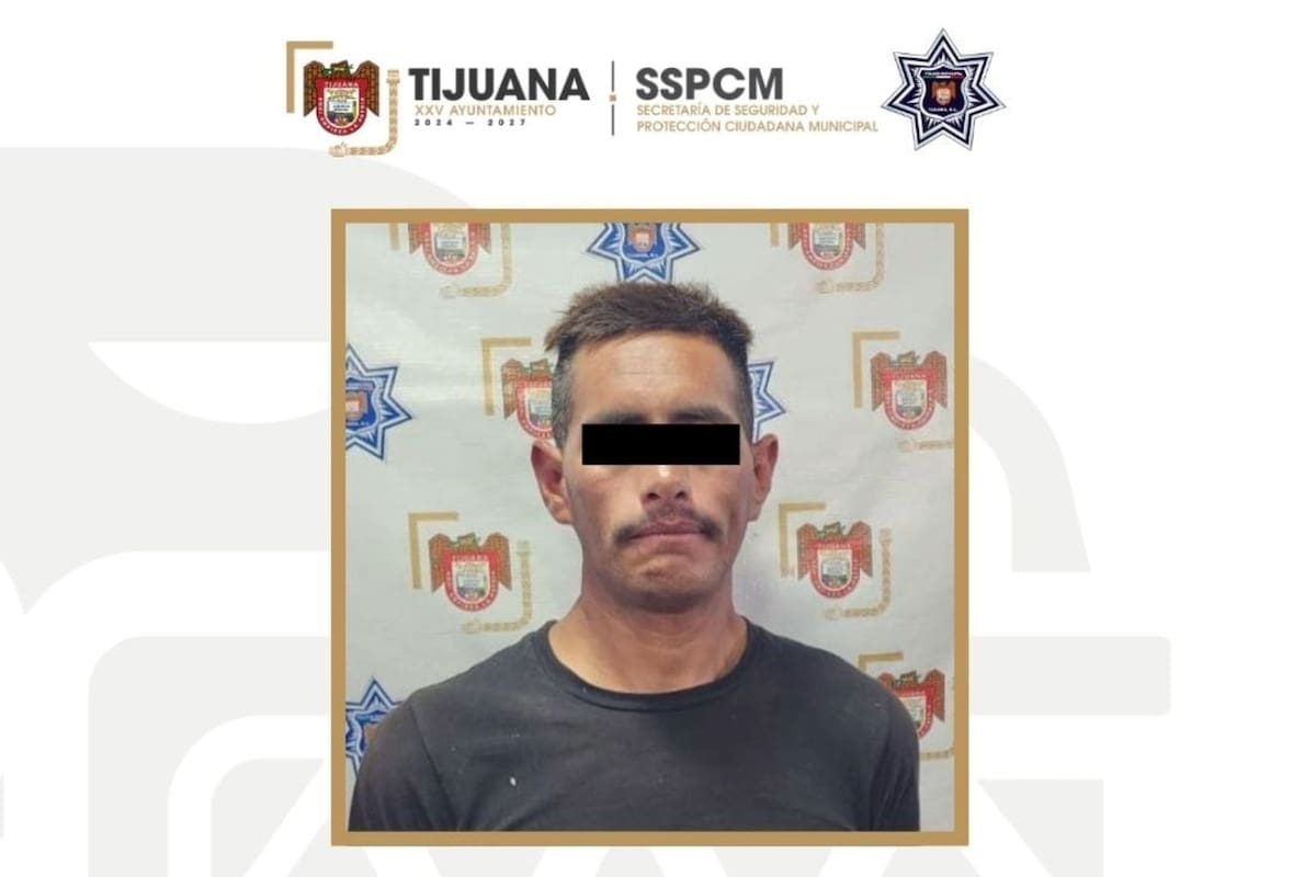 Detienen a conductor a responsable de causar persecución policial