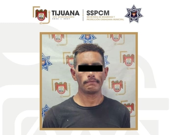 Detienen a conductor a responsable de causar persecución policial