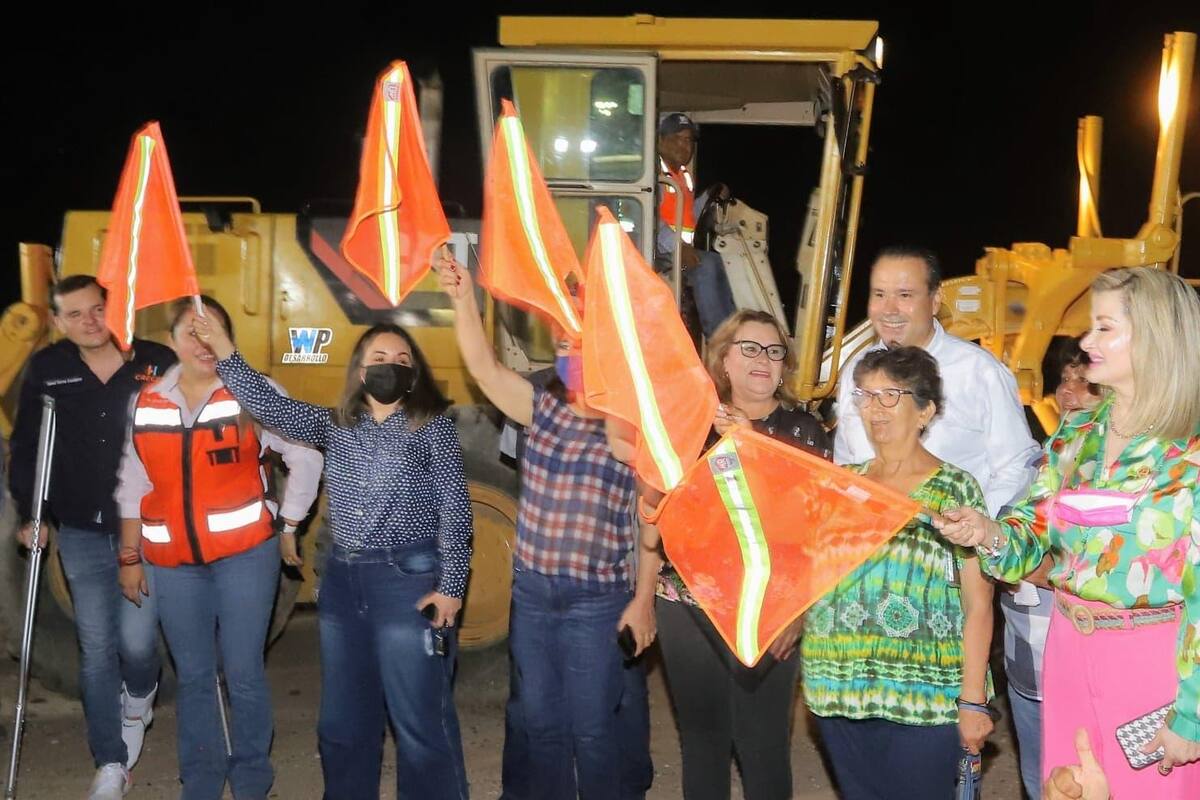 Inicia obra de pavimentación en Bulevar Las Quintas, en intersección con Camino del Seri