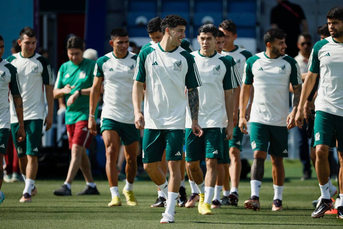 México confirma su alineación para partido contra Argentina del Mundial Qatar 2022