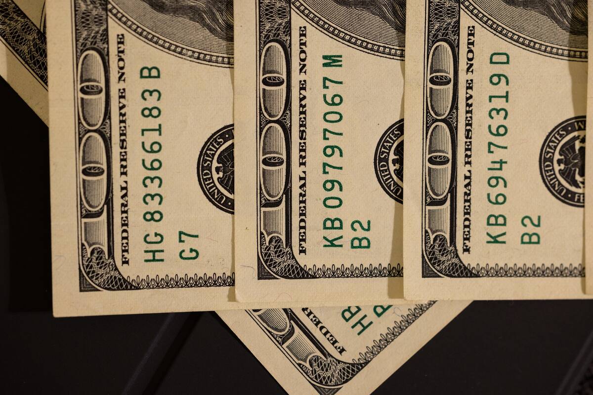 Dólar se mantiene en 18.60 pesos en casas de cambio en Mexicali