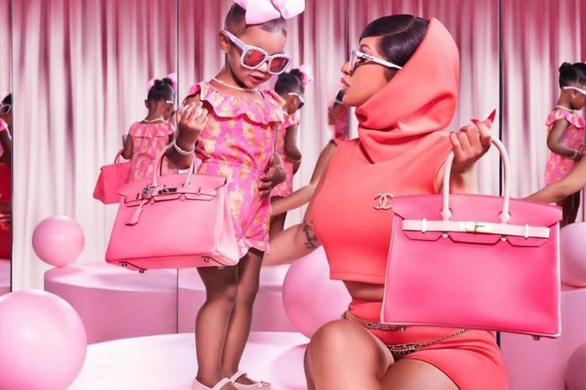 Hija de Cardi B estrena silla de bebé para carro de ¡8 mil dólares!