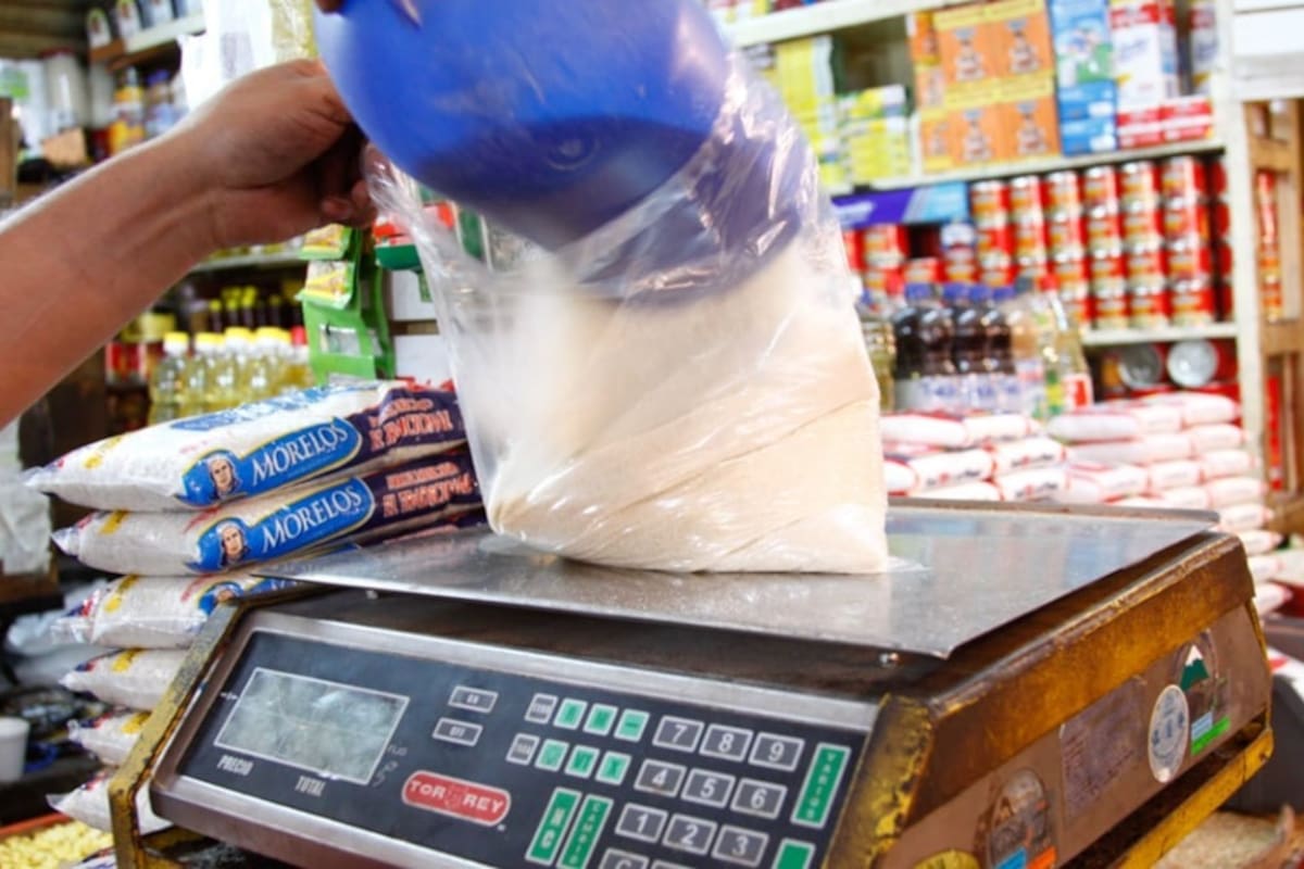 El huachicoleo se expande a nuevas industrias: azúcar y camarón en el punto de mira