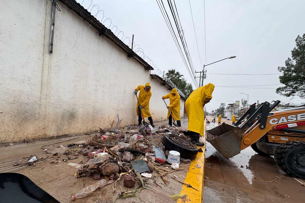 Lluvias dejan numerosos incidentes en Nogales