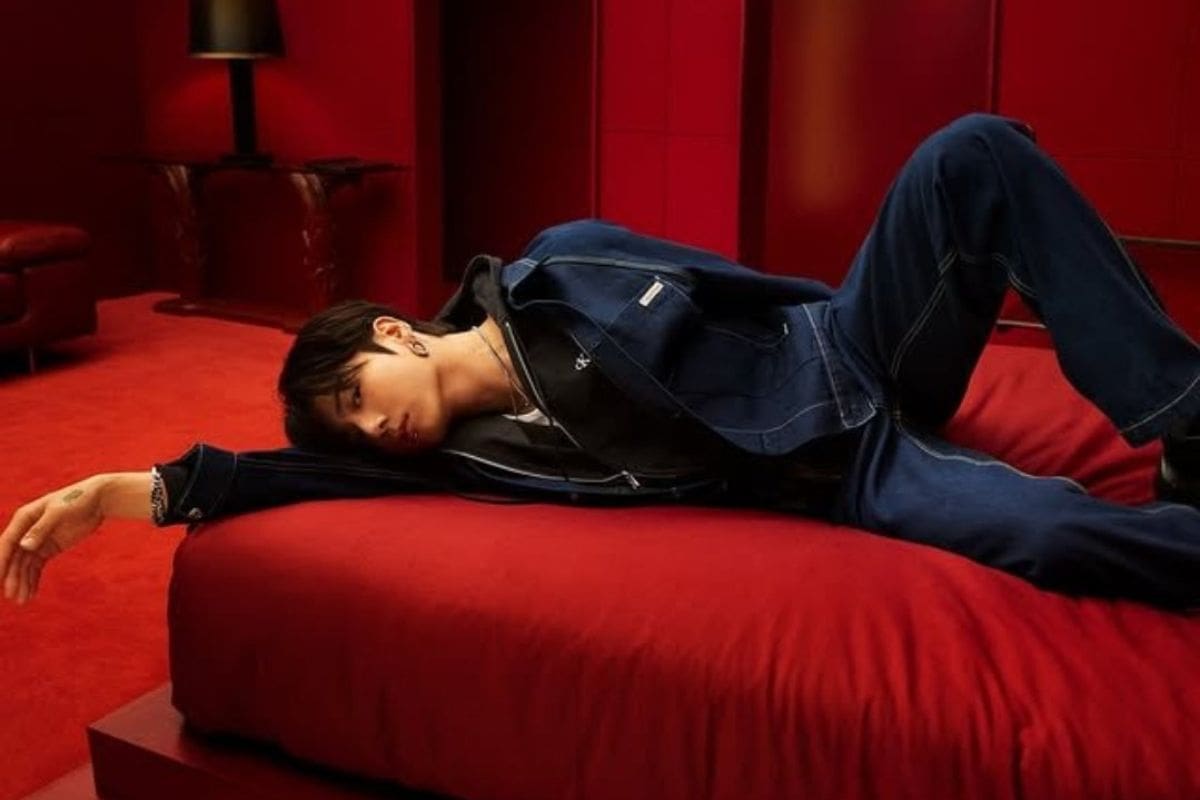 Jung Kook Vuelve a Calvin Klein con Campaña Cargada de Energía Noventera