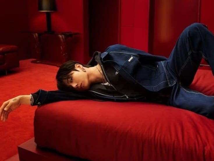 Jung Kook Vuelve a Calvin Klein con Campaña Cargada de Energía Noventera