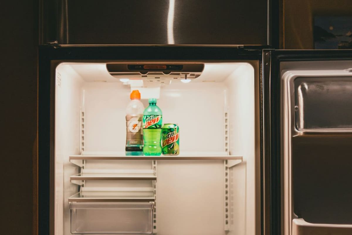 3 maneras efectivas de eliminar los malos olores de tu refrigerador