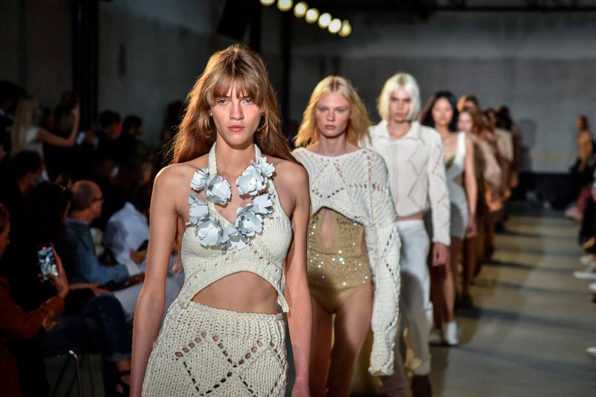 Fendi inaugura el primer día de la Moda de Milán