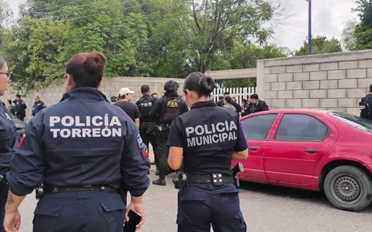 Ataque en secundaria de Torreón deja una subdirectora muerta y tres heridos; detienen a dos exalumnos