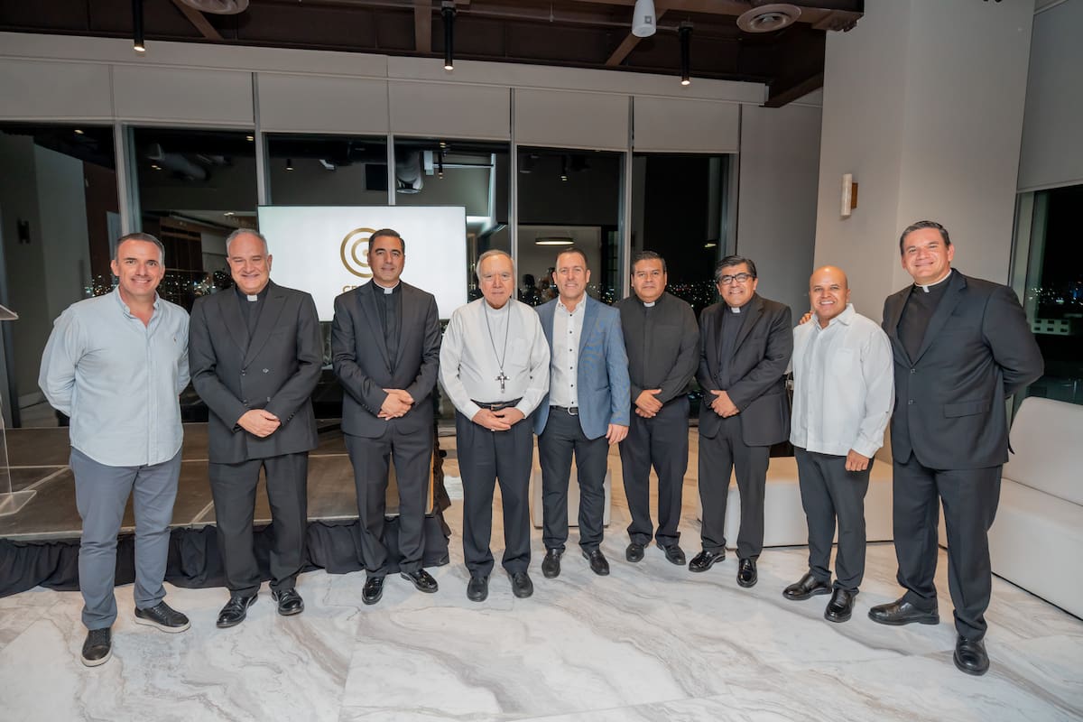 Inauguran Centro Empresarial Católico