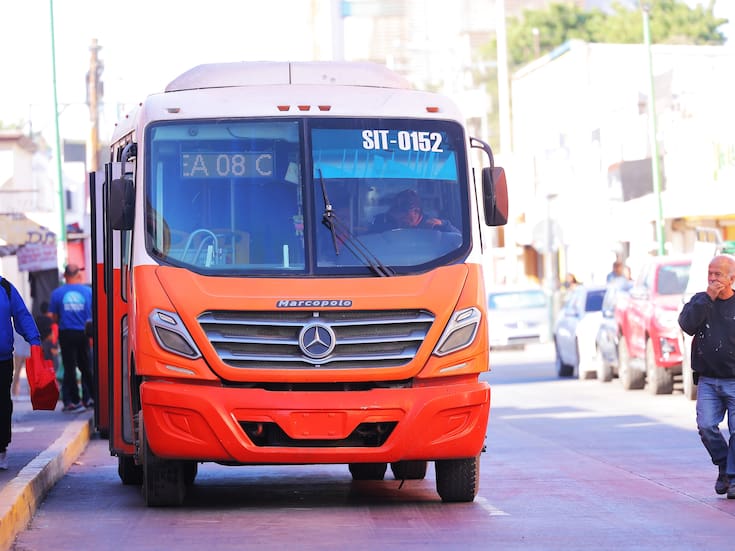 Sancionan a choferes del transporte urbano de Hermosillo por grabar videos para redes mientras conducían