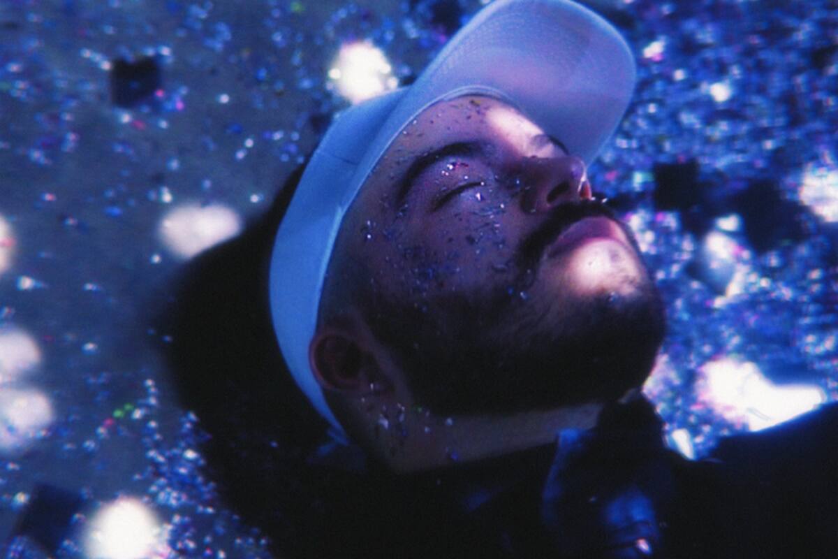 Sugich te invita a bailar en la pandemia con ''Blue''