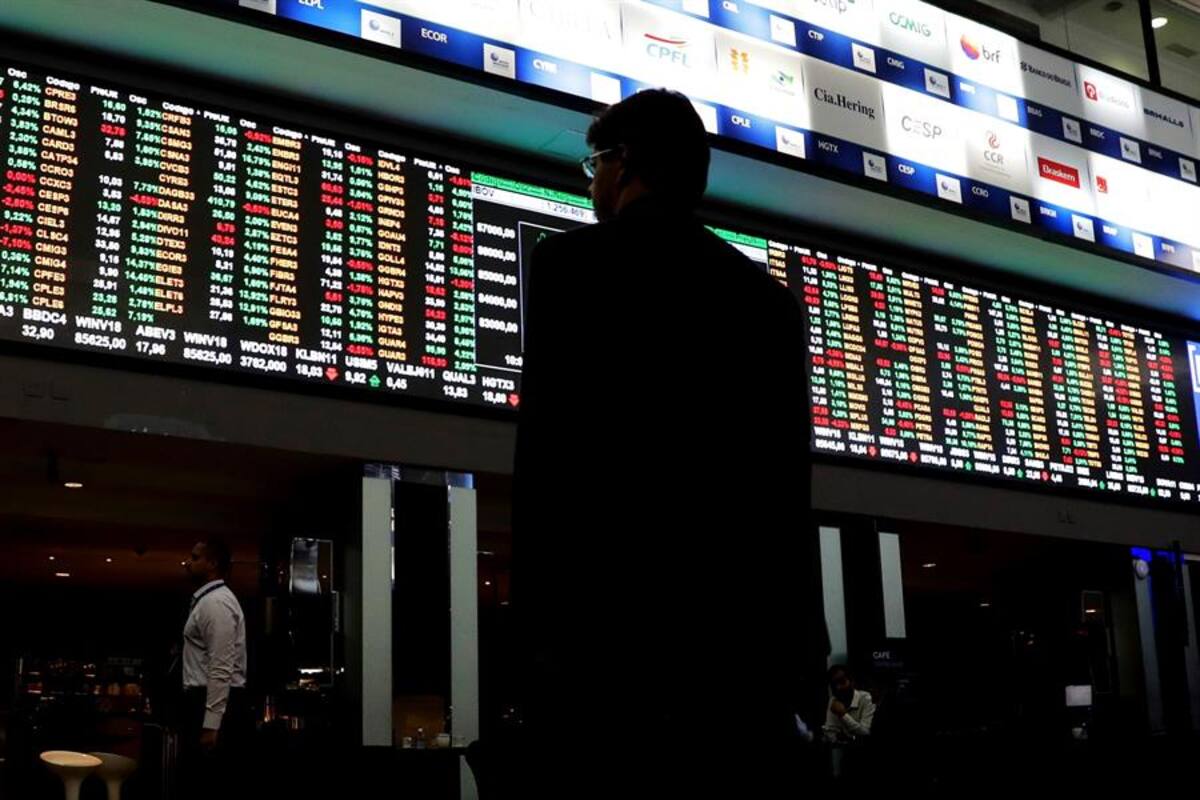 La bolsa de Sao Paulo se hunde un 9,45 % tras la renuncia del ministro de Justicia