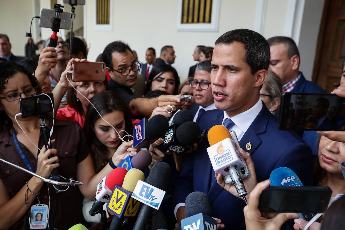 Acusan a Guaidó de estar vinculado con grupo criminal "Los rastrojos"