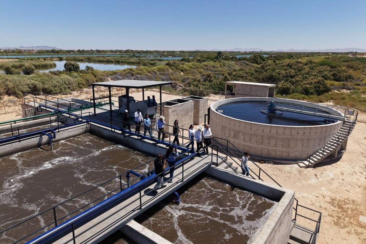 Durazo entrega planta tratadora que busca resolver problema de más de 50 años en Puerto Peñasco