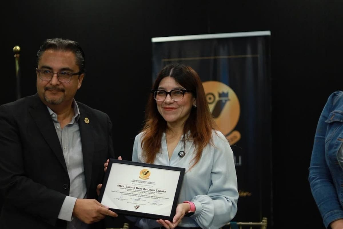 Liliana Díaz de León Zapata dejará INE BC por relevo