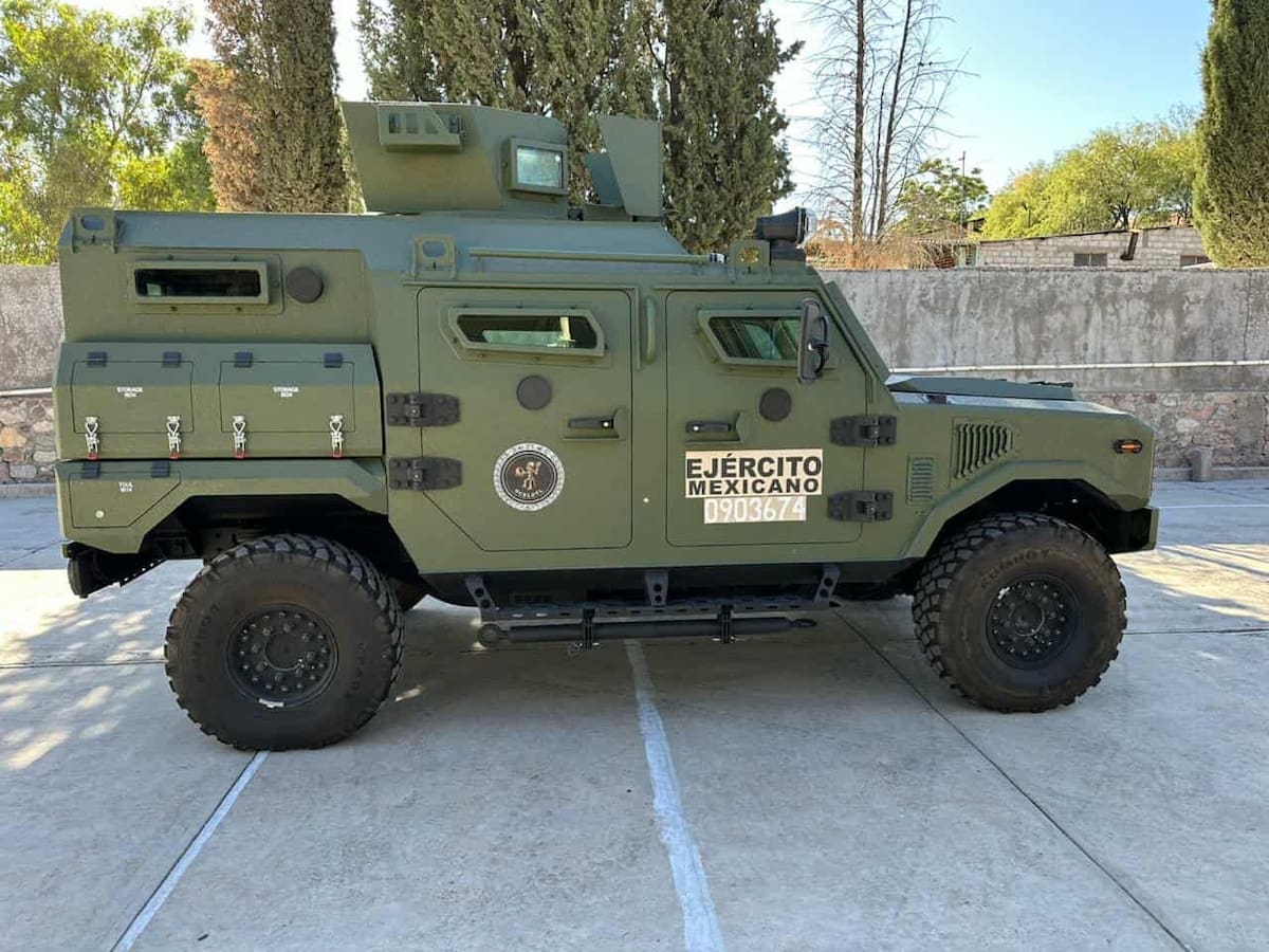 De acuerdo con las autoridades militares, el Ocelot, destaca por su blindaje con capacidad de resistir impactos de alto calibre, protección contra explosivos y una torreta giratoria de 360 grados. / Especial