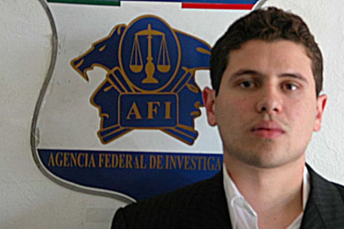 Iván Archivaldo Guzmán López, hijo de "El Chapo", evadió su captura a principios de año al escapar por un túnel oculto bajo el baño de una casa de seguridad en Culiacán. Foto: El Universal